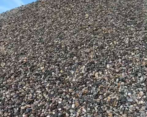 Yıkanmış dere çakılı stoku